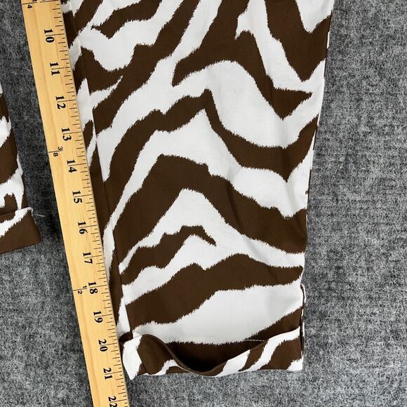 Chicos Pants Womens Large 12 Petite 2P Stretch Crop Capri Tapered Zebra Casual - Picture 9 of 12